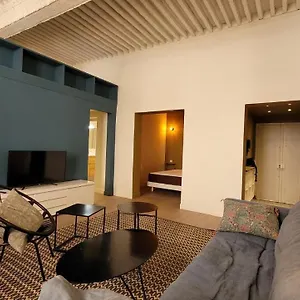 https://app-50m2-clim-ctr-historique-aix-en-provence.aixenprovencehotels.org