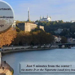 https://appartement-le-valmy-proche-saone.hotels-rhonealpes.com